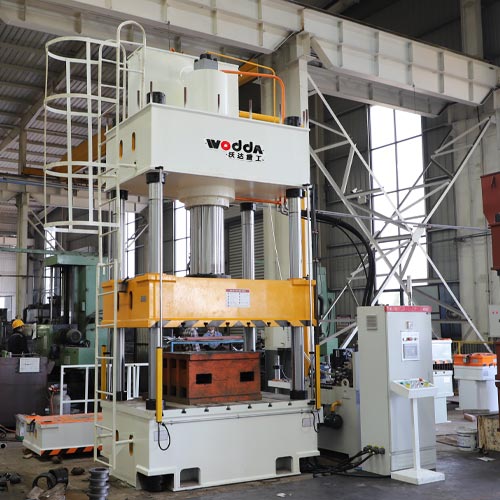 315噸復(fù)合絕緣材料模壓成型液壓機