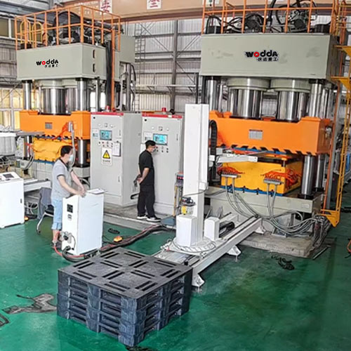 塑料托盤自動(dòng)化生產(chǎn)線