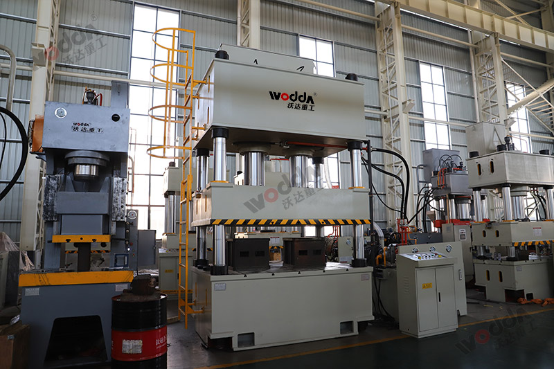 滕州500噸液壓機(jī) 滕州500噸液壓機(jī)