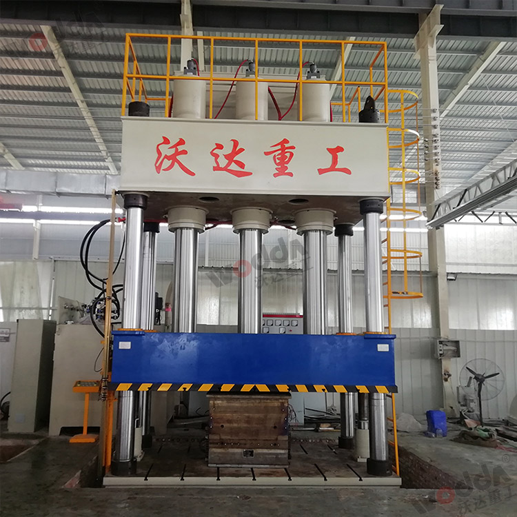 1000噸玻璃鋼化糞池液壓機(jī) 1000噸玻璃鋼化糞池液壓機(jī)