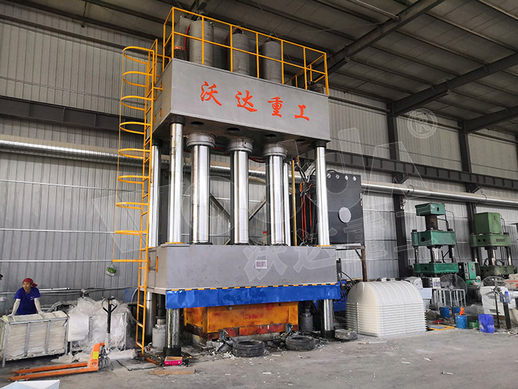 2000噸玻璃鋼化糞池成型液壓機 2000噸玻璃鋼化糞池成型液壓機