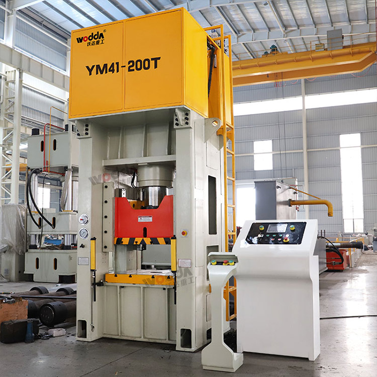 高智能液壓機(jī) 高智能液壓機(jī)