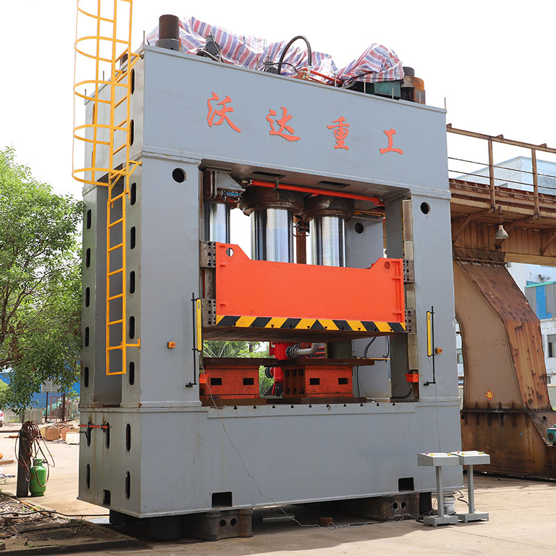 2000噸框架式液壓機 2000噸框架式液壓機