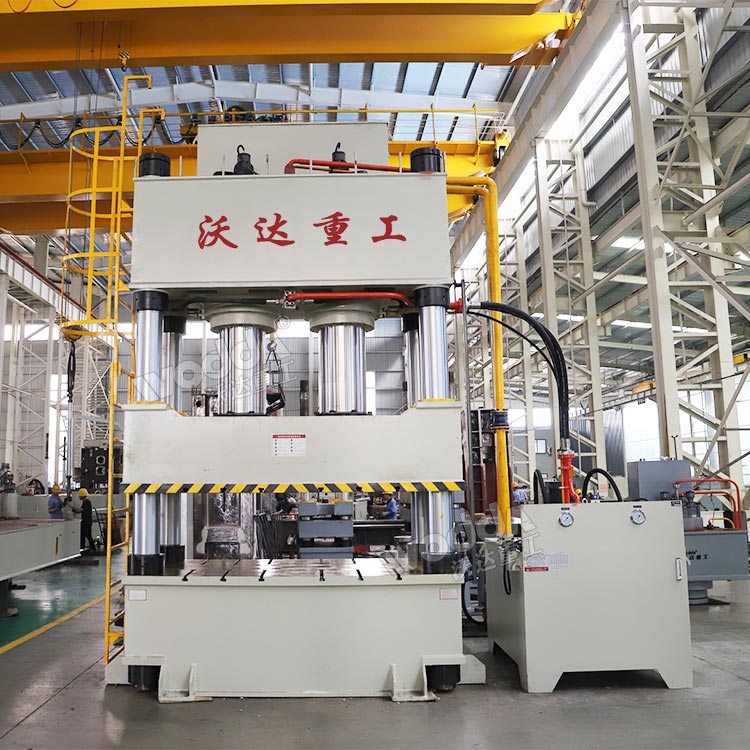 1000噸復合材料成型液壓機(四柱式) 1000噸復合材料成型液壓機(四柱式)