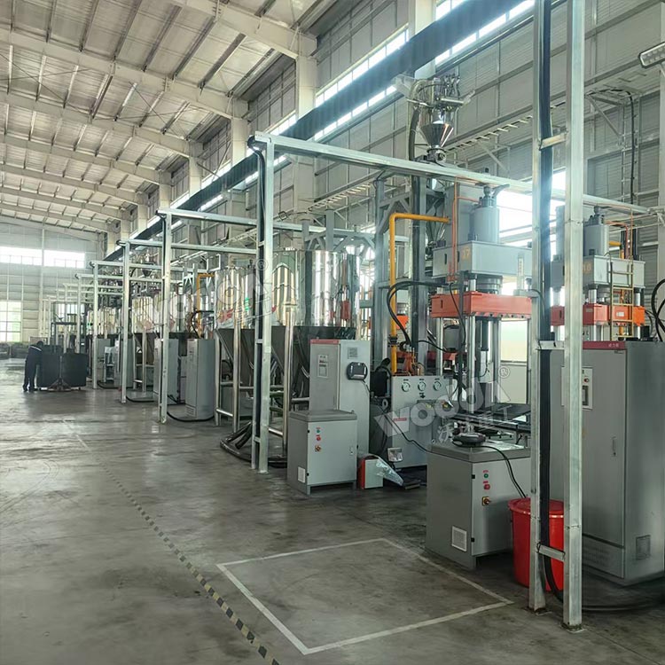 200噸石墨粉末成型液壓機(jī)客戶車間現(xiàn)場(chǎng) 200噸石墨粉末成型液壓機(jī)客戶車間現(xiàn)場(chǎng)