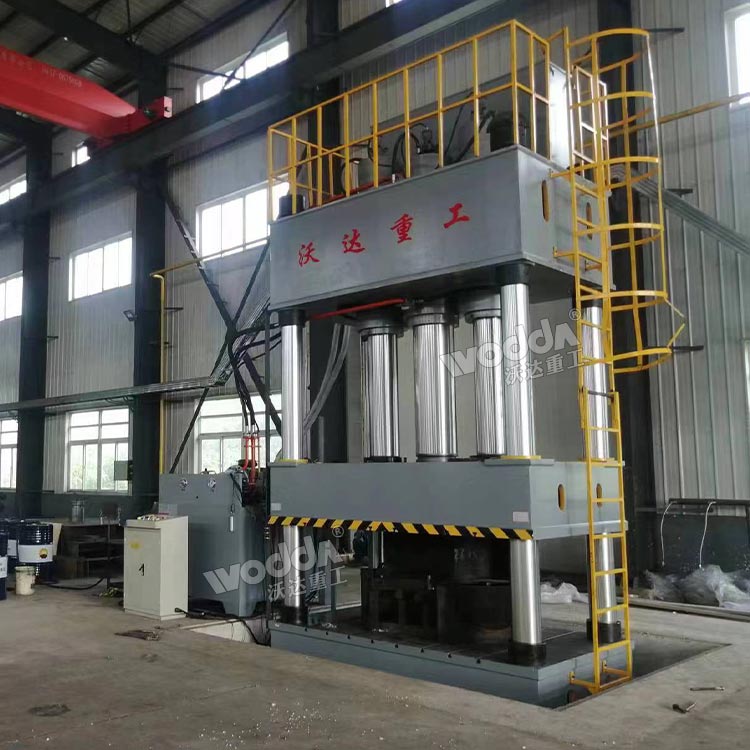 1000噸四柱液壓機 1000噸四柱液壓機