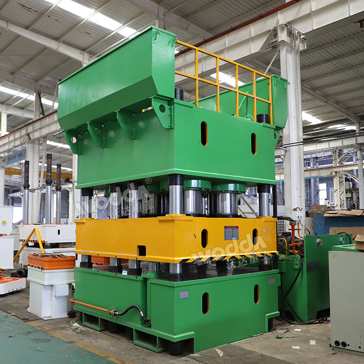 2400噸門面壓花機