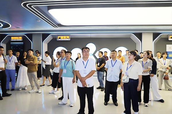 工業(yè)互聯(lián)網(wǎng)一體化進園區(qū)“百城千園行”活動 工業(yè)互聯(lián)網(wǎng)一體化進園區(qū)“百城千園行”活動1