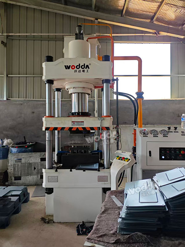 200噸金屬成型液壓機