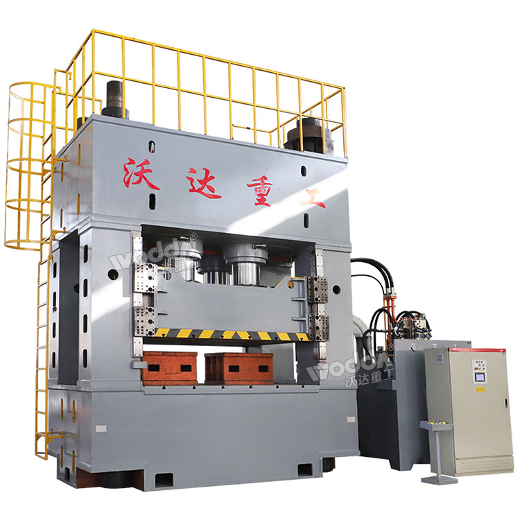 框架式2000噸液壓機(jī)