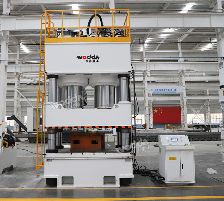 2000噸四柱液壓機(jī)