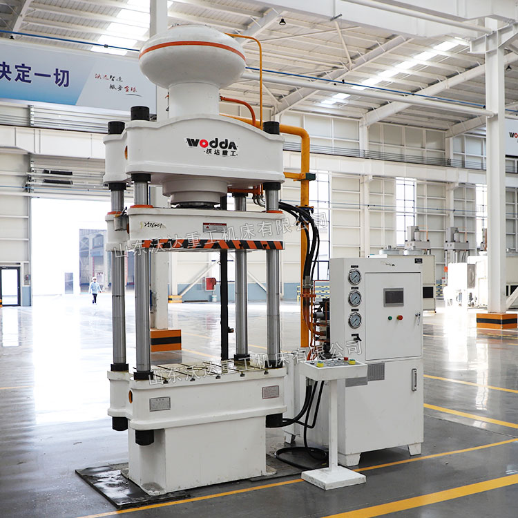 200t三梁四柱液壓機(jī)