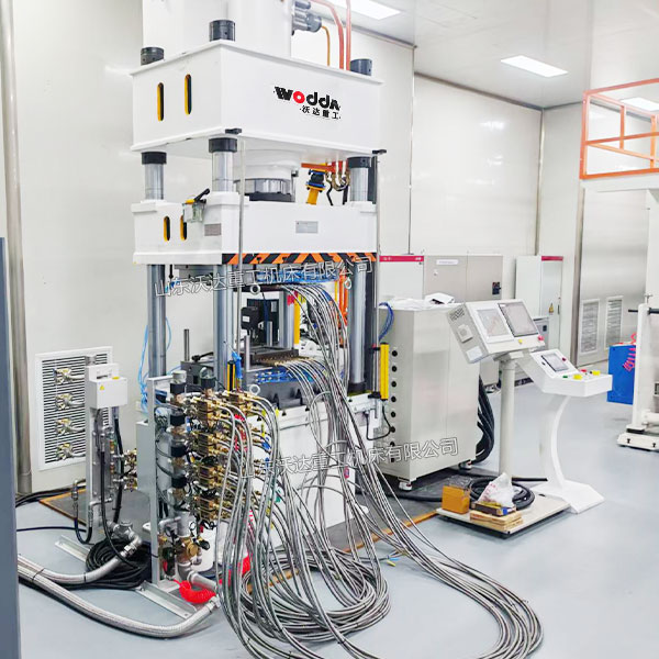 200噸復合材料成型液壓機 200噸復合材料成型液壓機