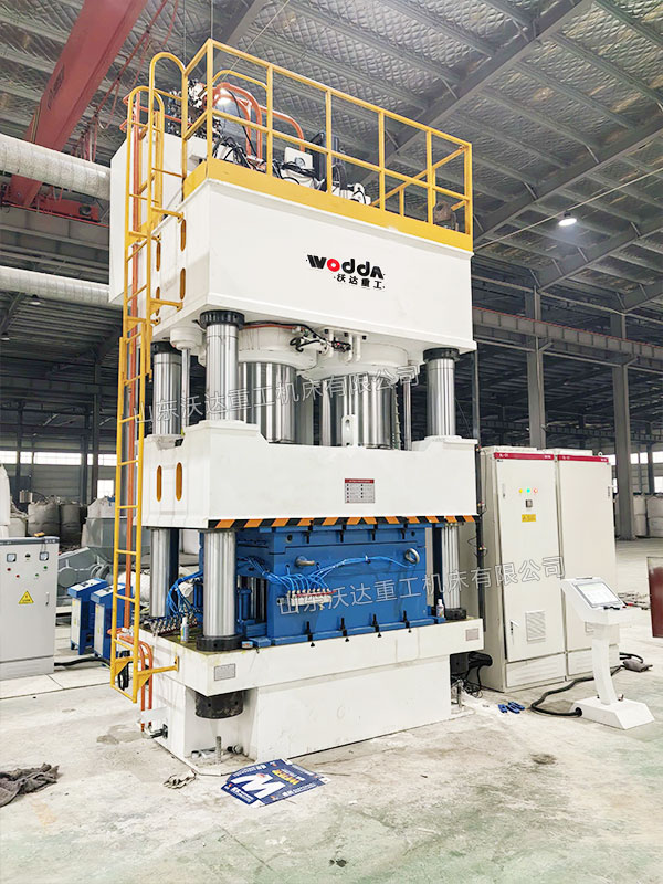 1600噸四柱液壓機