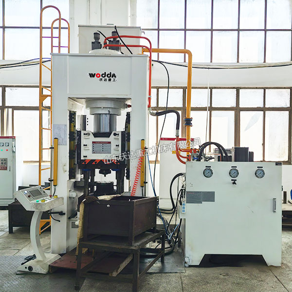 315噸汽車鋁制零部件冷擠壓液壓機(jī)