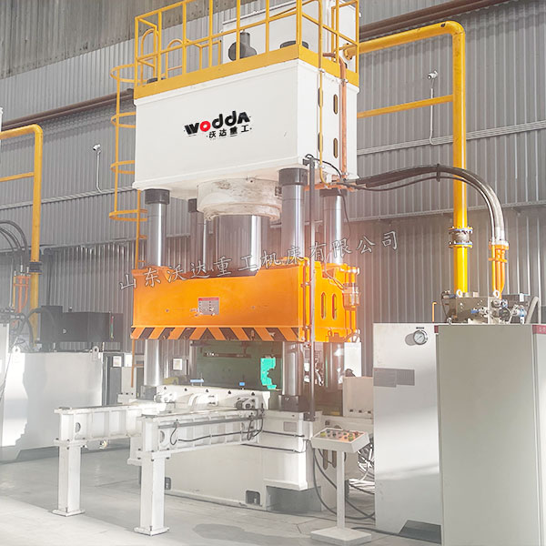 1000噸防彈頭盔成型液壓機(jī)