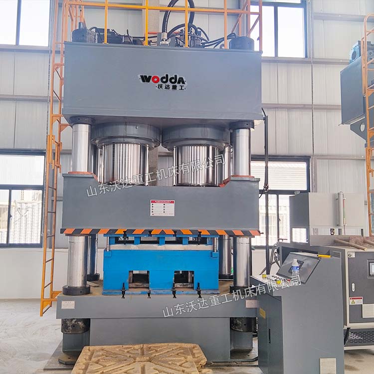 1600噸木屑托盤液壓機(jī)